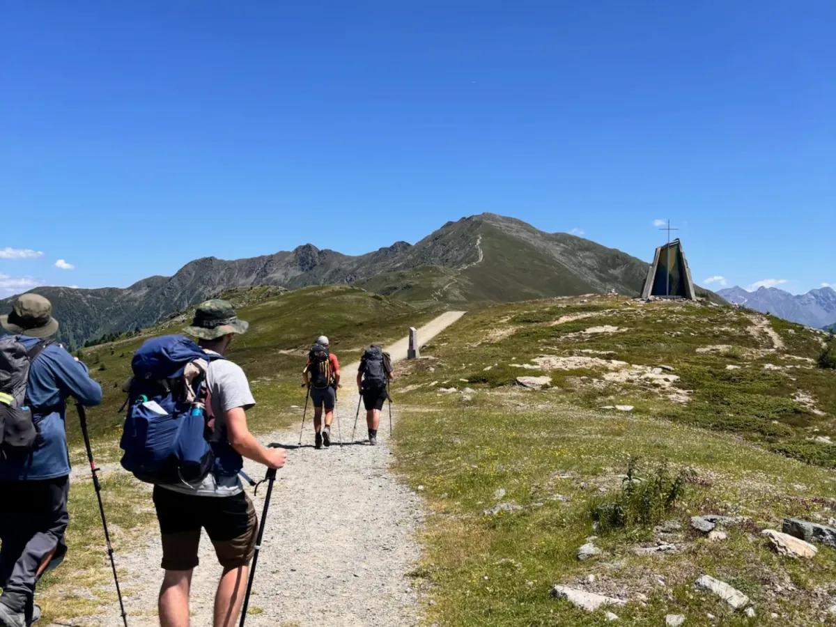 Auf den Spuren Ötzis, zu Fuß über die Alpen